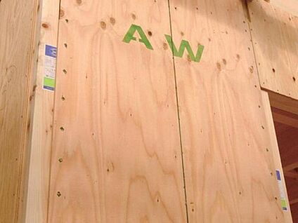 「オリジナル耐力壁パネル」で特許を取得