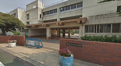 蕨市立南小学校 450ｍ(徒歩6分)