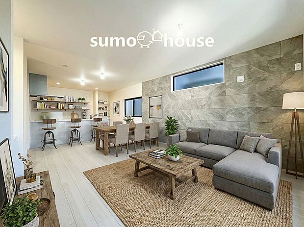 23帖もの圧倒的な広さを誇るLDKは、家族全員が集まってもゆとりを感じる大空間です 。明るい色のフローリングが光を反射し、お部屋全体をより一層広く、開放的に演出します。(家具等はCGです)