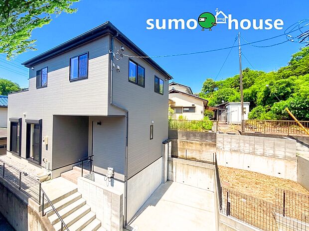 高い断熱性と気密性を兼ね備えた高品質な住宅設計を採用。外の気温の影響を受けにくいため、夏は涼しく冬は暖かく過ごすことができ、冷暖房効率も良いため家計にも優しく一年中快適な暮らしを実現してくれます。