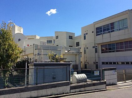 横浜市立恩田小学校 500ｍ