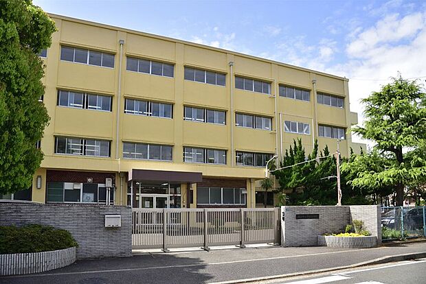 横浜市立駒林小学校（約410m）