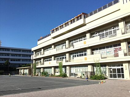 横浜市立富士見台小学校 400ｍ