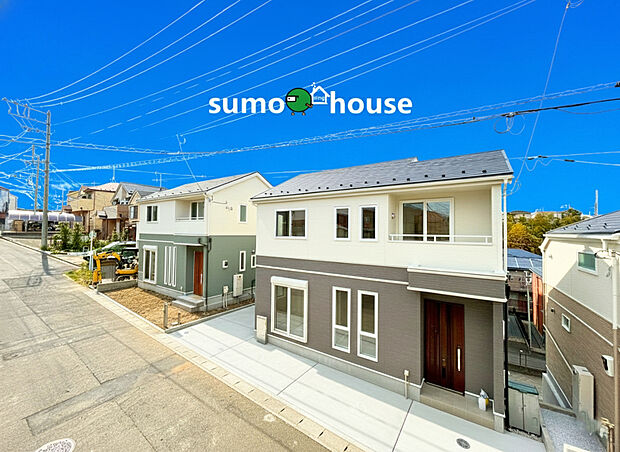 【落ち着いた住環境】四季を通じて自然と触れ合えるスポットが周辺には盛りだくさん！お散歩やジョギング、週末のご家族での遊びに最適です。目の前に広がる開放感とゆとり、暮らしの夢を育む理想の住まいがここにはあります。