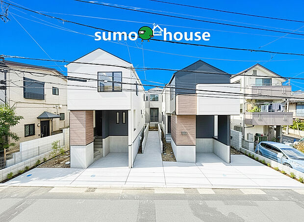 【落ち着いた住環境】深く豊かな緑と爽快な青い空を感じる、まるで杜の中に暮らすような心地よさを存分に堪能いただける邸宅です。最高グレードの設備仕様が標準装備の新築住宅で快適で便利な生活をお送り頂ける一品です。