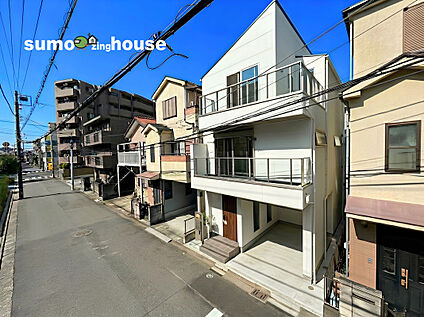洗練されたデザインと設備を搭載したデザイナーズ住宅
