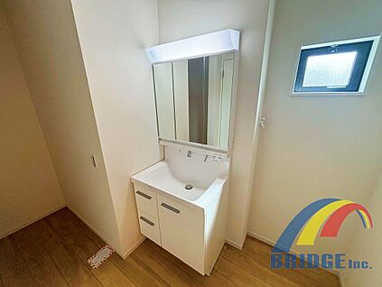 三面鏡独立洗面台