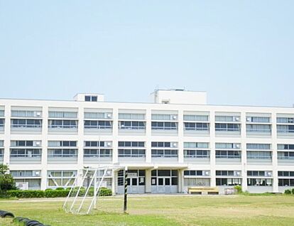 木更津市立木更津第三中学校 1800ｍ(徒歩23分)