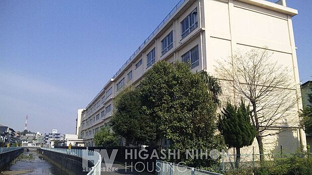 川崎市立上作延小学校（約550m）