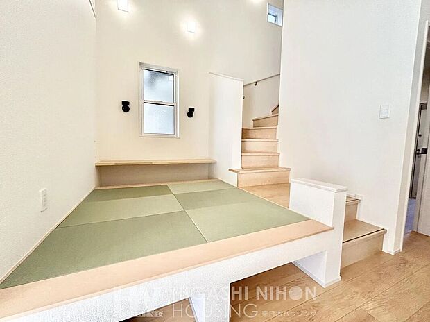 【建物プラン例 (内観写真)】※掲載写真は同社施工事例です。実際の販売物件とは間取り・仕様・設備・外構・色柄等が異なる場合があります。