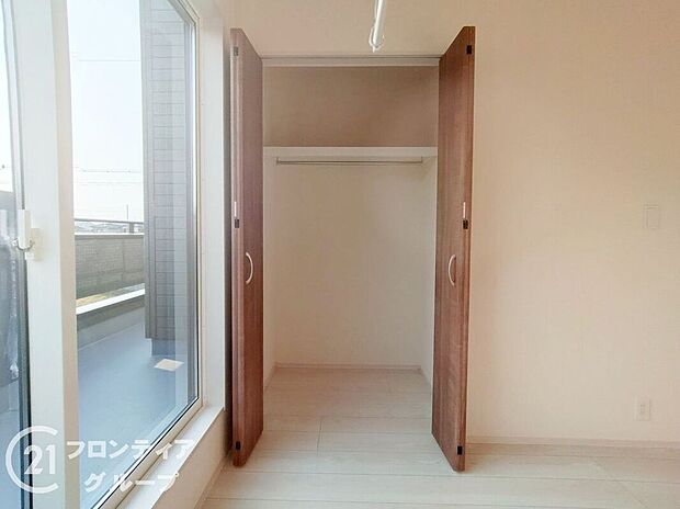 充実した収納スペースなので、お子様が大きくなって、荷物が増えてもたっぷり収納しておけますね