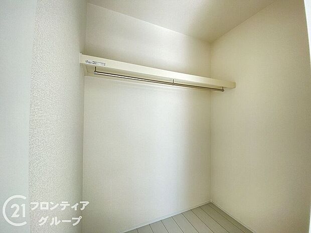 お子様が大きくなってもたくさん収納しておけますね!