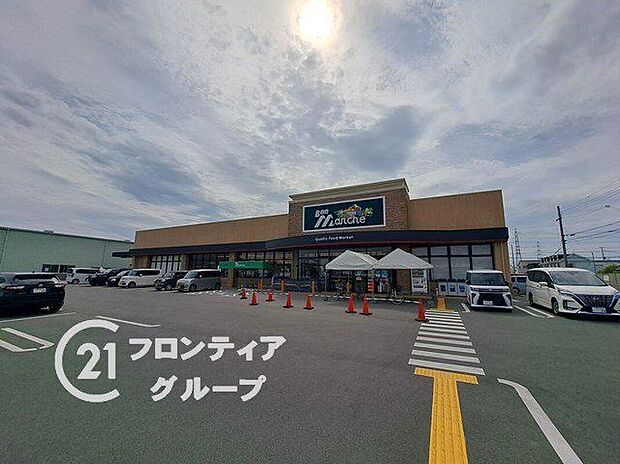 ボンマルシェ白浜店（約1,290m）