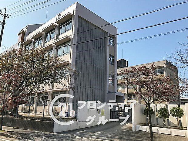 姫路市立曽左小学校（約1,080m）