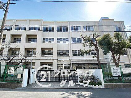 尼崎市立武庫中学校 630m