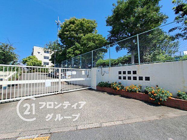 豊中市立第十五中学校（約400m）