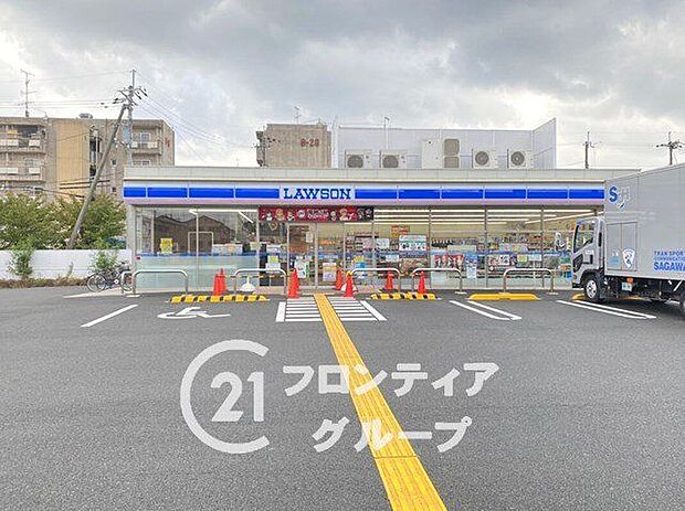 ローソン交野梅が枝住宅前店（約450m）