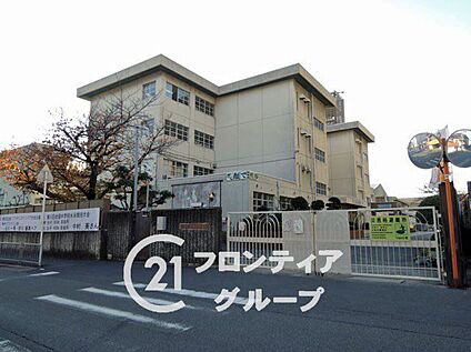 寝屋川市立石津小学校 1470m