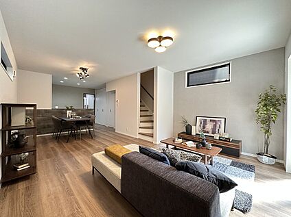 同仕様画像（リビング）