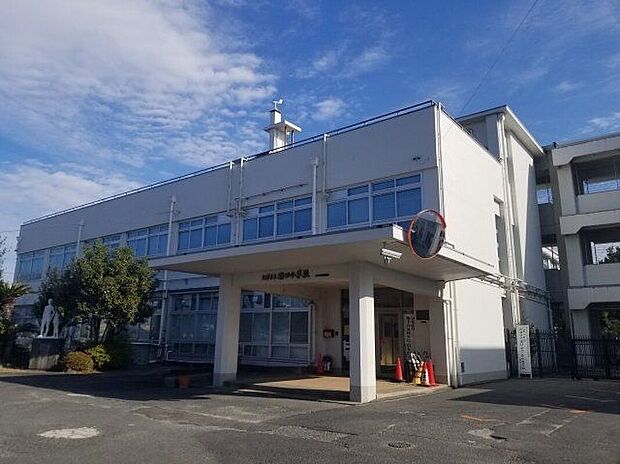 大津市立瀬田小学校（約590m）