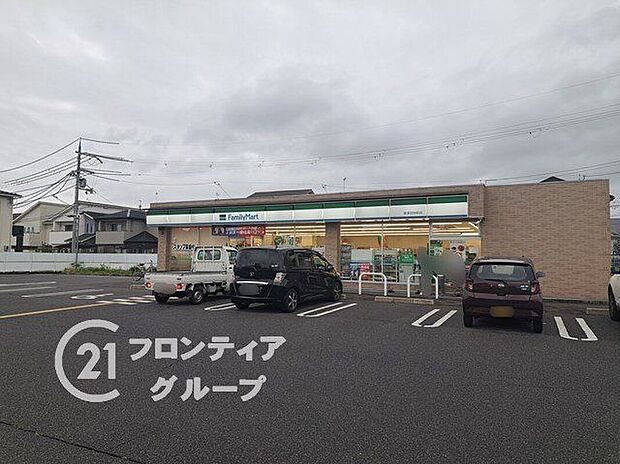 ファミリーマート草津団地前店(約1,020m)