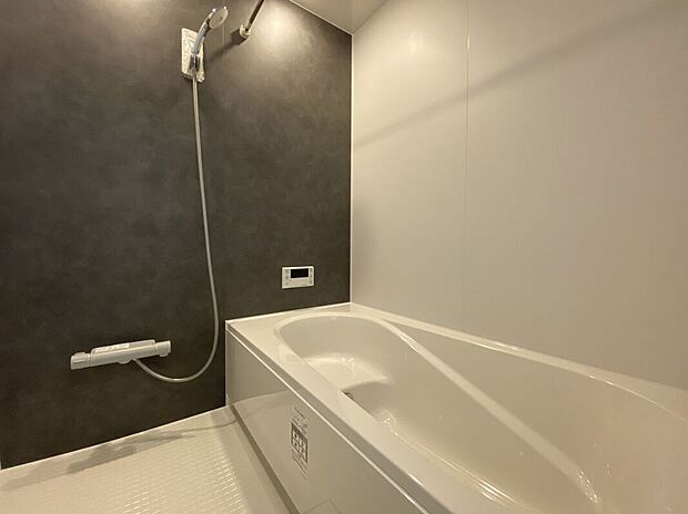 【バス】（アーバンステイトリー）統一感のあるおしゃれな空間を女性コーディネーターがご提案させていただきます。家具を併せてご購入していただくことも可能です