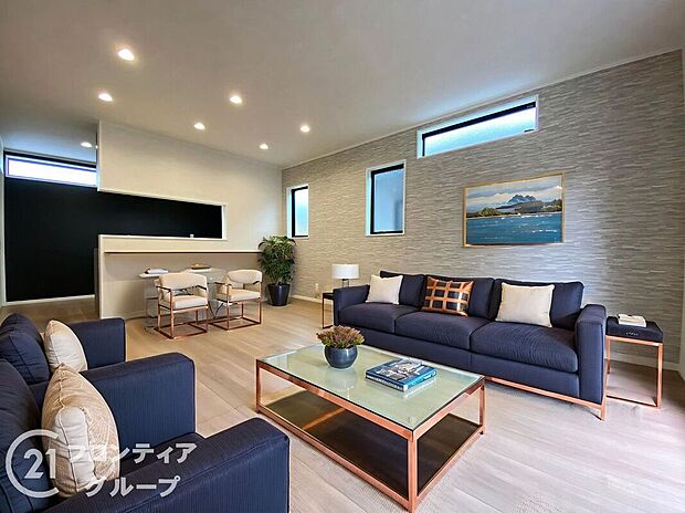 【リビング】【家具設置イメージ画像】お家のご質問はお気軽にご相談下さい。