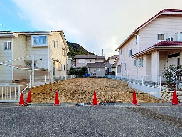 【外観】【現地写真】現地ご案内とともに住宅ローンのご相談も承ります!当社は多数融資銀行の取扱いあり。お客様それぞれにピッタリの融資先をご提案!【住宅ローン相談のみも大歓迎】