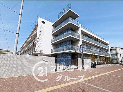 西宮市立南甲子園小学校 840m