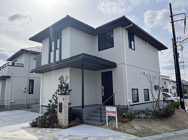 区画No.28 敷地面積/203.76m2(61.63坪)建物面積/105.45m2(31.89坪)