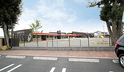 西が丘保育園 約1,400ｍ～1,600ｍ(徒歩約18～20分)