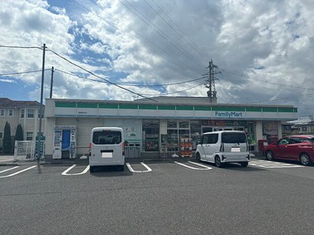 ファミリーマート福島笹谷店（約450m）