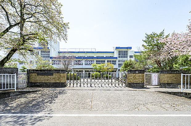 勝山小学校