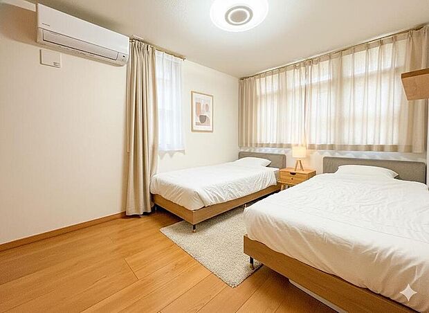 【リビング以外の居室】【洋室6帖】充実した生活は伸びやかな居室空間から始まります。快適に・伸びやかに。心の潤いを求める方々へ。