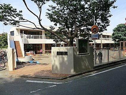 はとり幼稚園 640m(徒歩8分)