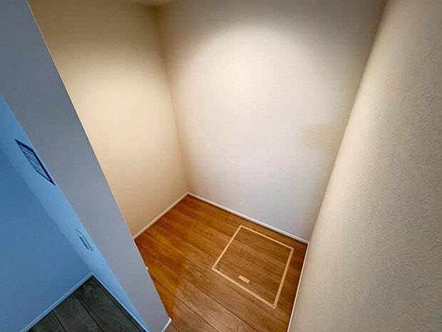 全居室に大容量のウォークインクローゼットを設けました。お洋服をたくさんお持ちの方には嬉しいスペースです。