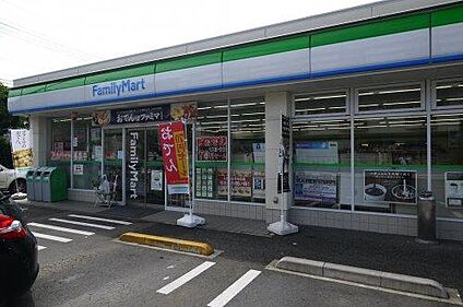 ファミリーマート 杉並宮前二丁目店 509m