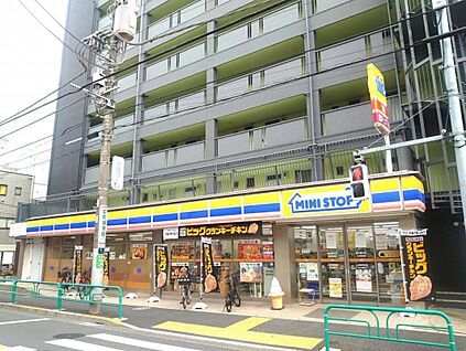 ミニストップ 杉並和田店 305m