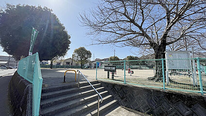 魚見第二公園 260m(徒歩4分)