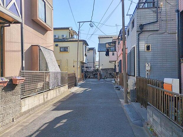 【前面道路含む現地写真】≪内覧以外にも資金計画やライフプランに寄り添ったご提案をいたします♪≫
この街で・この家で暮らしたいと思わせる理由を是非現地でお確かめ下さい。