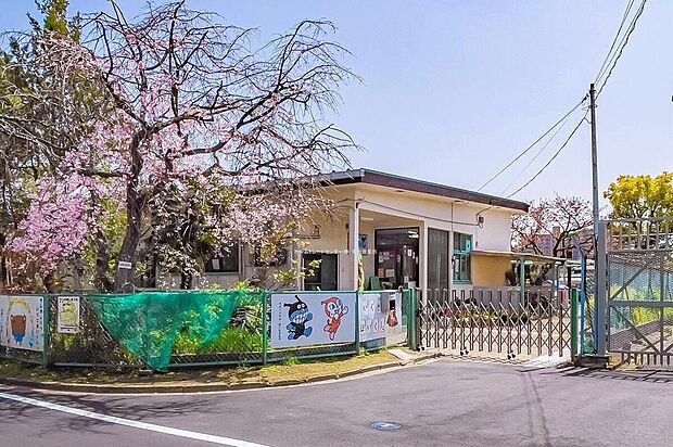 八潮市立伊草保育所(約1,200m)