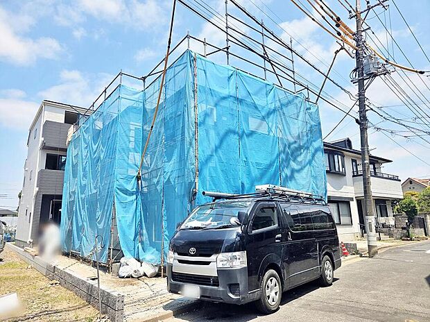【現地外観写真】現地（2026年05月）撮影
穏やかな空気の流れる落ち着いた住環境です。ぜひ、現地へ足をお運びいただき実際の環境・陽当たりをご確認下さいませ♪