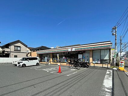 セブンイレブン八潮新町店 600m(徒歩8分)