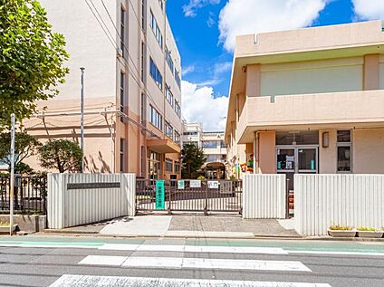 葛飾区立二上小学校 350m(徒歩5分)
