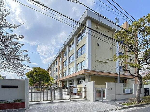 江戸川区立第七葛西小学校（約600m）