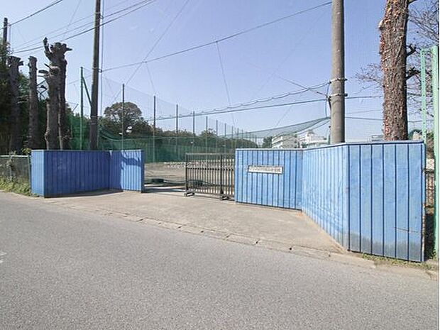 八千代市立八千代台西中学校（約210m）