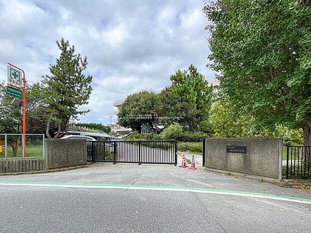 八千代市立大和田中学校（約720m）