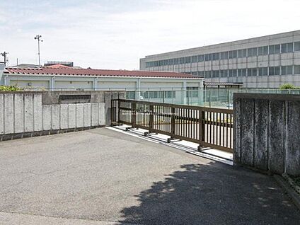 佐倉市立西志津中学校 600m(徒歩8分)