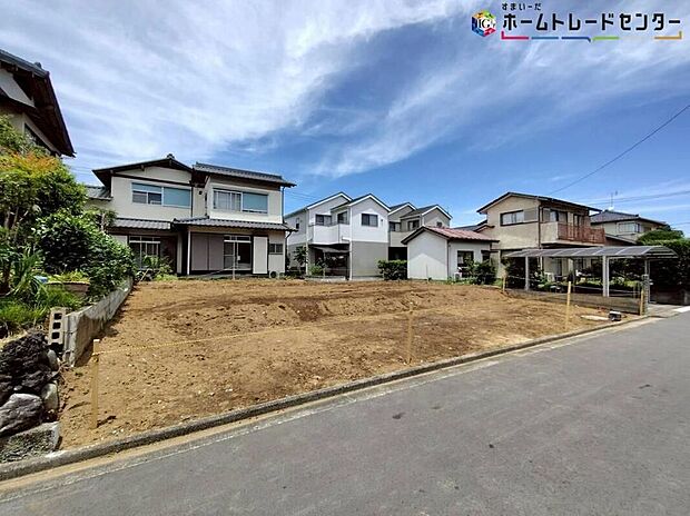 【現地外観写真】【当物件につきましては、営業スタッフが施工例をご案内いたします♪】休日、お仕事帰りなど、ご都合に合わせていつでもご案内いたします♪周辺環境と併せて、実際に現地をご確認ください♪