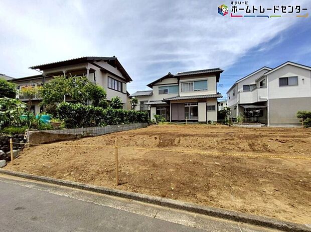 【現地外観写真】自然が近い閑静な住宅街♪緑の潤いを感じながらホッと生活できそう♪